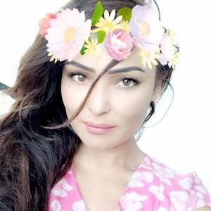 Meet your Posher, Surayyo